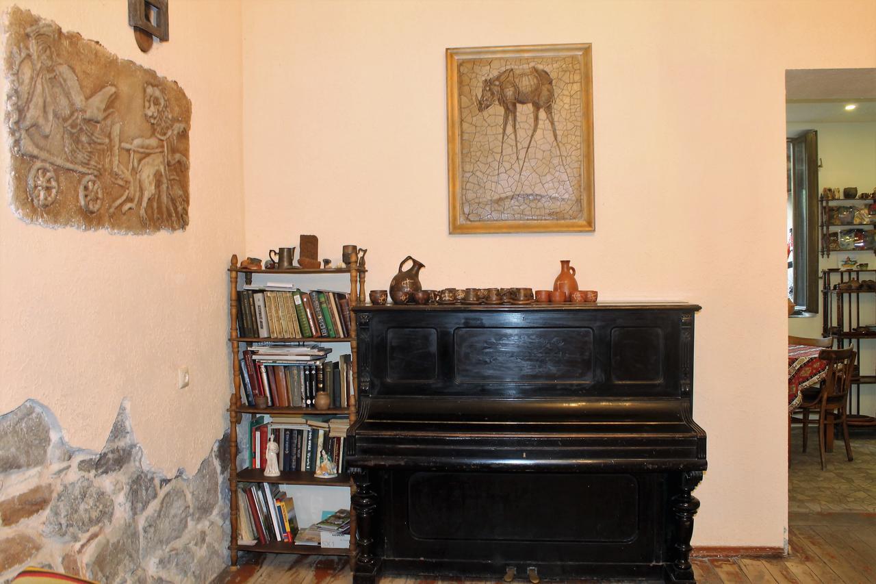 Master'S House Dayan Hotel Jereván Kültér fotó